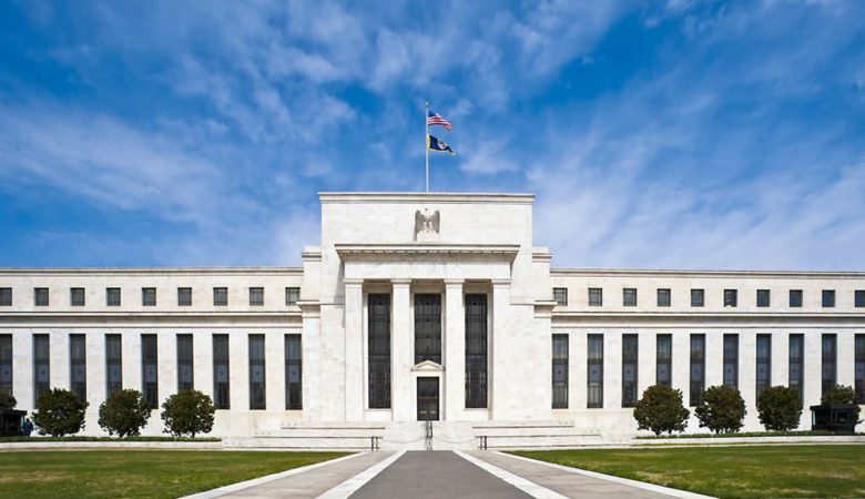 ФРС в этом месяце напечатала больше денег, чем вся рыночная капитализация Биткоина