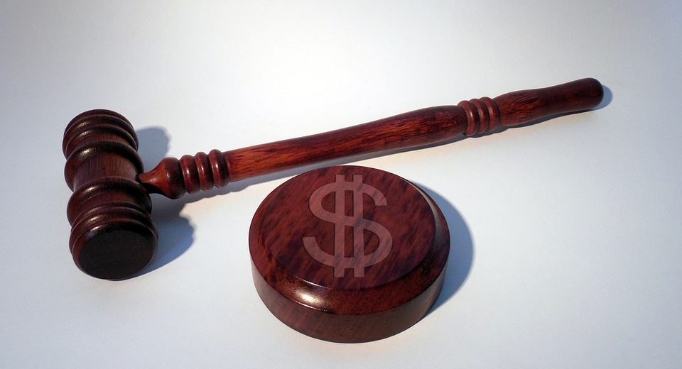 Суд постановил выплатить штраф в размере $ 6,7 млн крипто компании Longfin